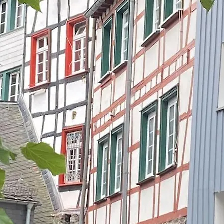 Hueftgold Schlafen & Wohnen Apartment