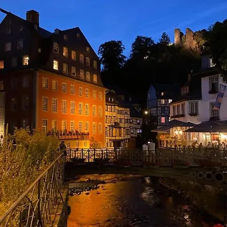 Apartment Hueftgold Schlafen & Wohnen Monschau